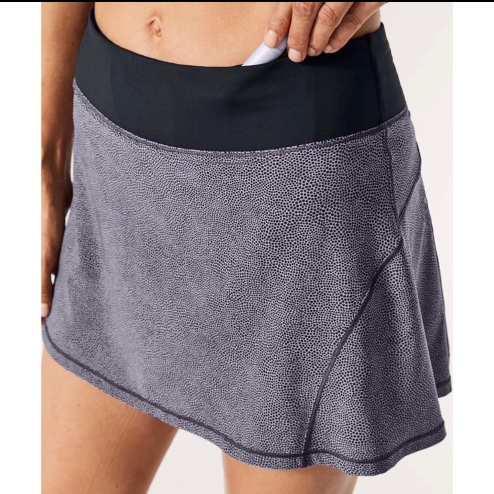 Lululemon Circuit Breaker Skirt II size 4 Tall